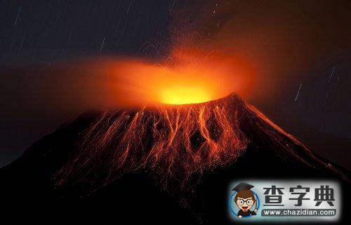 厄瓜多爾的通古拉瓦火山噴發(fā)1