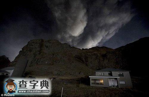 冰島火山灰?guī)肀本┧嵊辏?