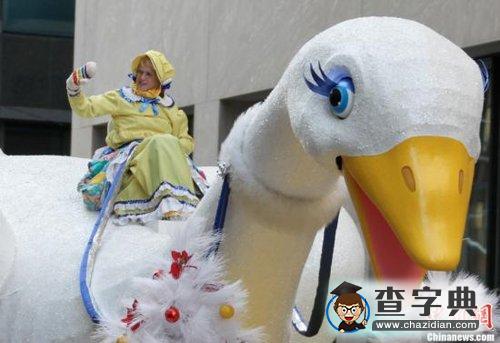 多倫多圣誕老人大游行 圣誕老奶奶首次光臨1
