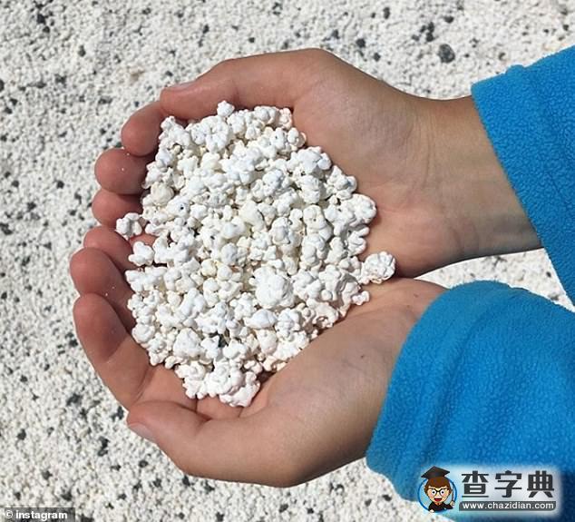 奇觀！西班牙加那利群島一海灘沙礫似爆米花1