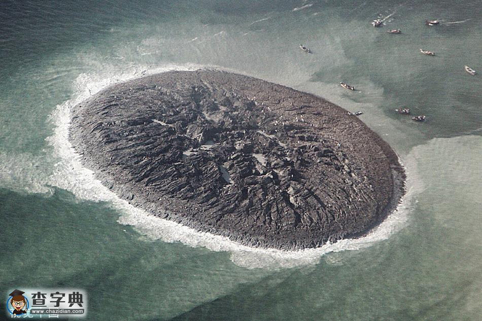 巴基斯坦海灣六年前強震后“誕生”神秘小島正在消失1