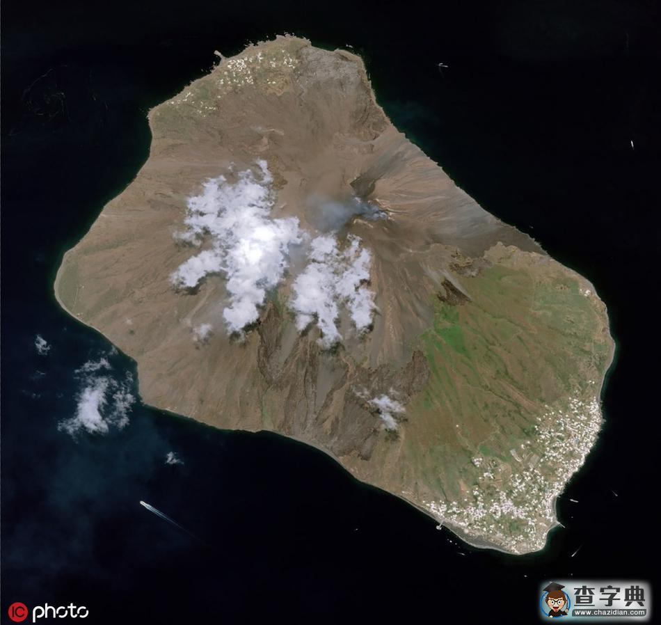 西西里島活火山噴發(fā) 距離上次爆發(fā)還不到2個月7