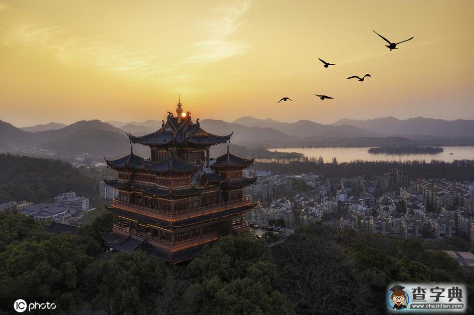 杭州西湖碧水如練美如畫 春回大地景醉人3