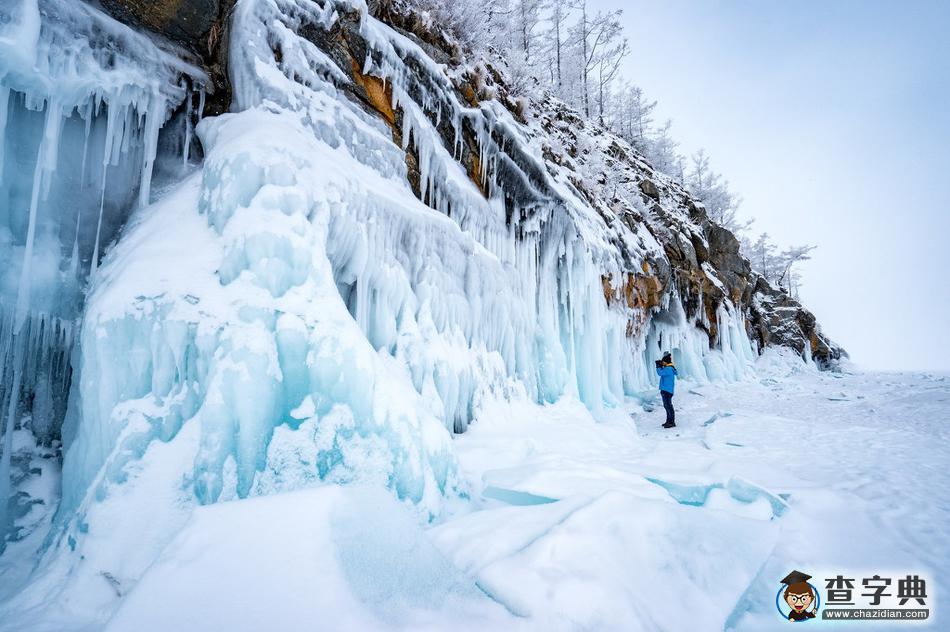 貝加爾湖童話般冰雪仙境 神奇氣泡冰太美了！10