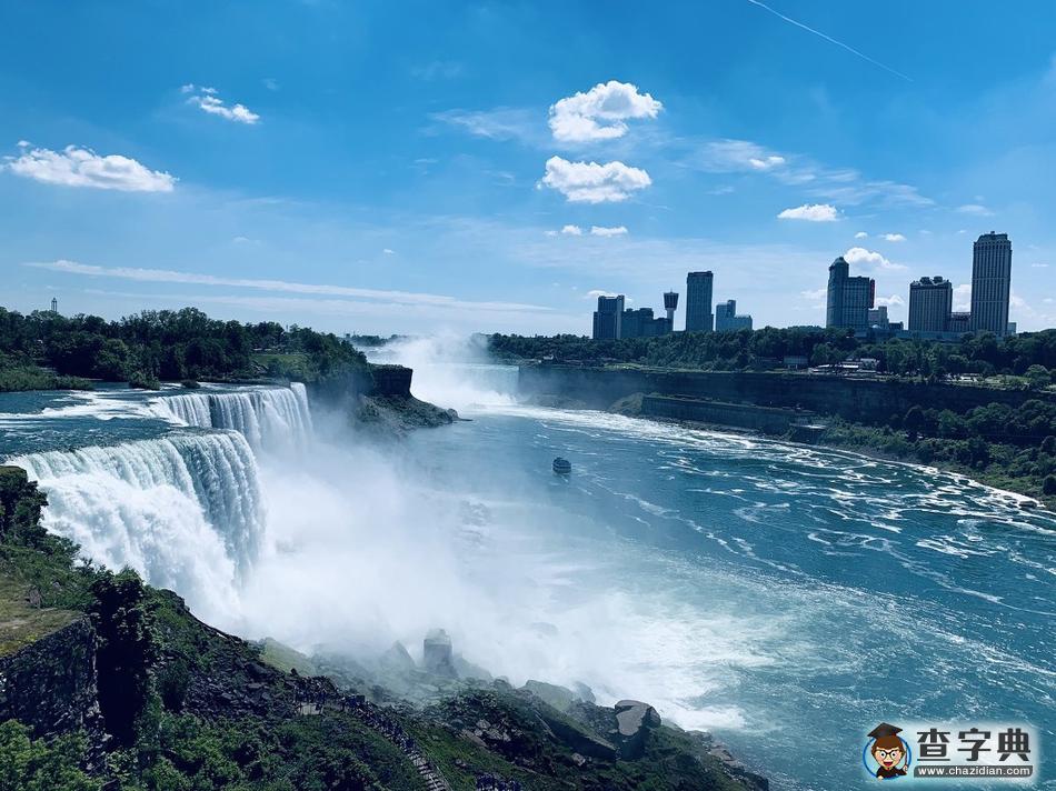 各國瀑布奇觀，夏日感受飛流直下的雄渾壯美13