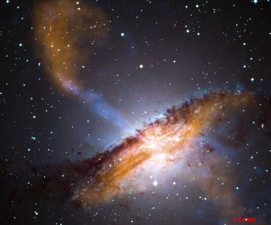 每個(gè)黑洞內(nèi)都含有一個(gè)宇宙（圖片提供： National Geographic News）