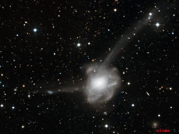 星系合并(圖片提供： ESO)